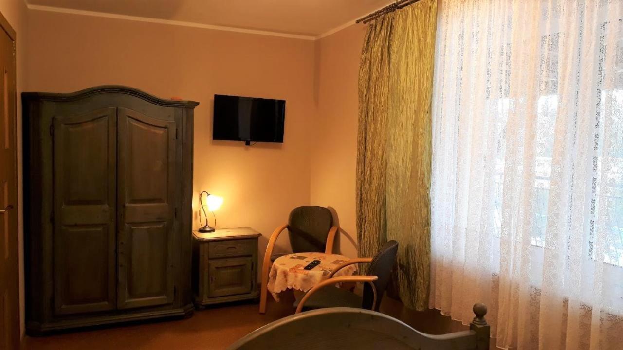 Ow Wilk - Pokoje I Domki Z Aneksami Kuchennymi, Parking, Plac Zabaw Łeba Extérieur photo